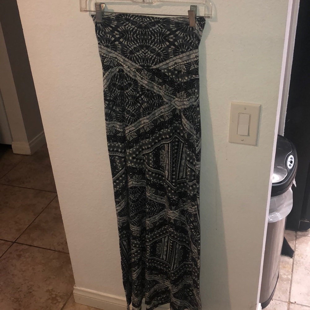 Black and White Maxi Skirt - xsmall